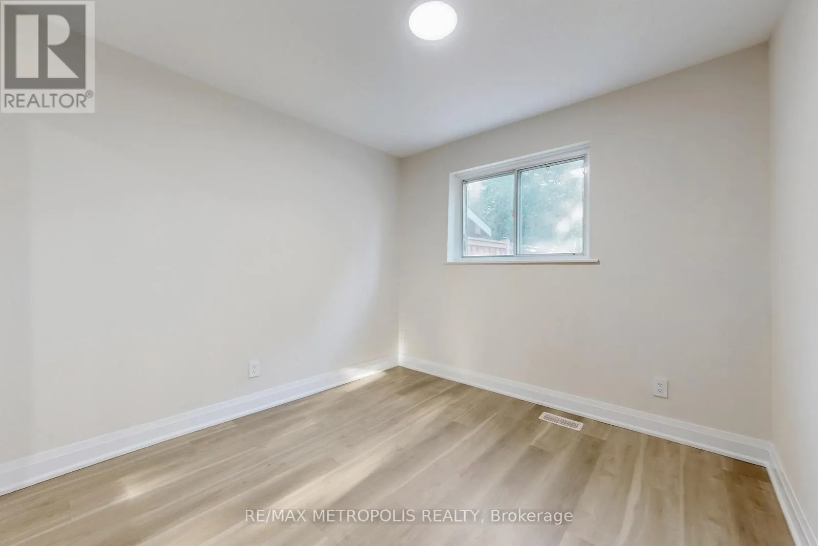 MAIN - 85 PRIMULA CRESCENT
