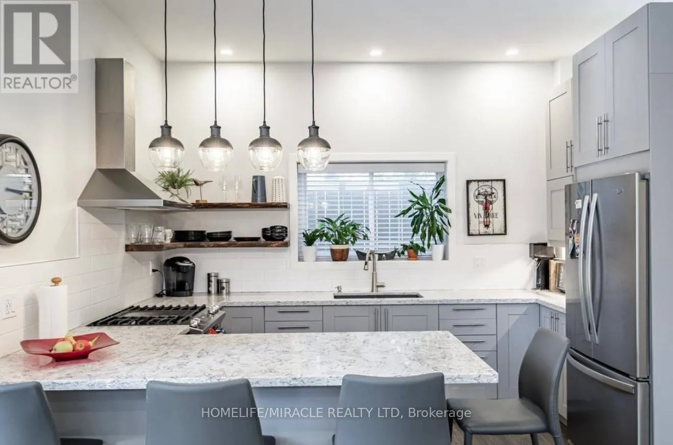 LANEWAY SUITE - 51 MCMURRAY AVENUE
