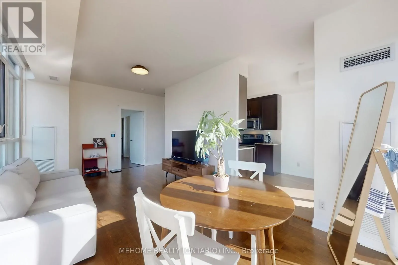 806 - 4065 BRICKSTONE MEWS