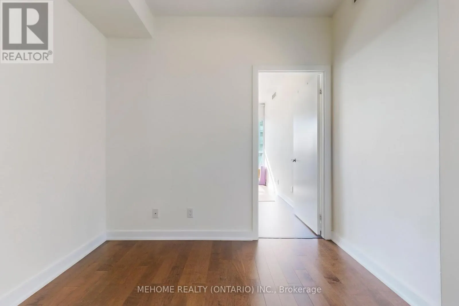 806 - 4065 BRICKSTONE MEWS