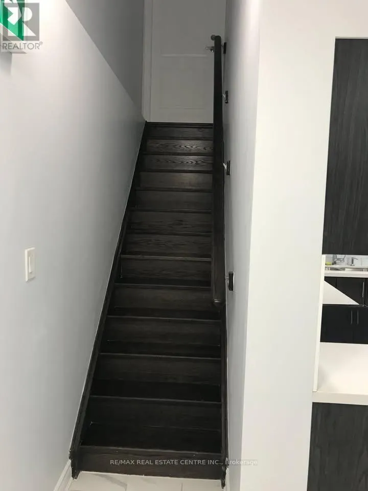 7 ARIES STREET