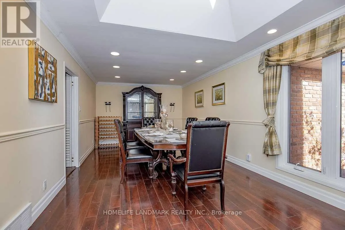 2301 BENNINGTON GATE