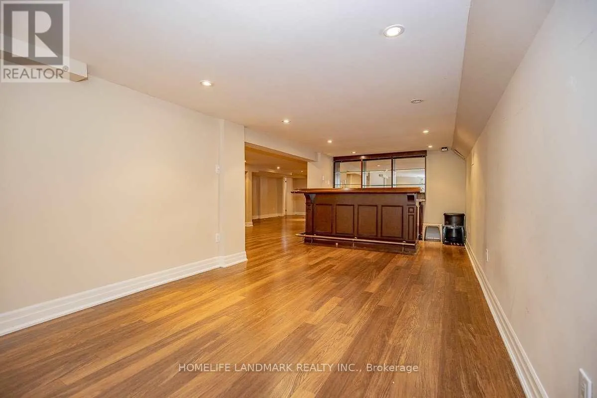2301 BENNINGTON GATE