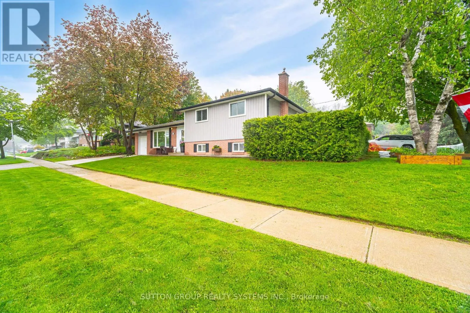 175 CONNAUGHT CRESCENT