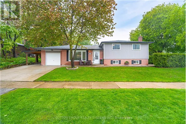 175 CONNAUGHT CRESCENT