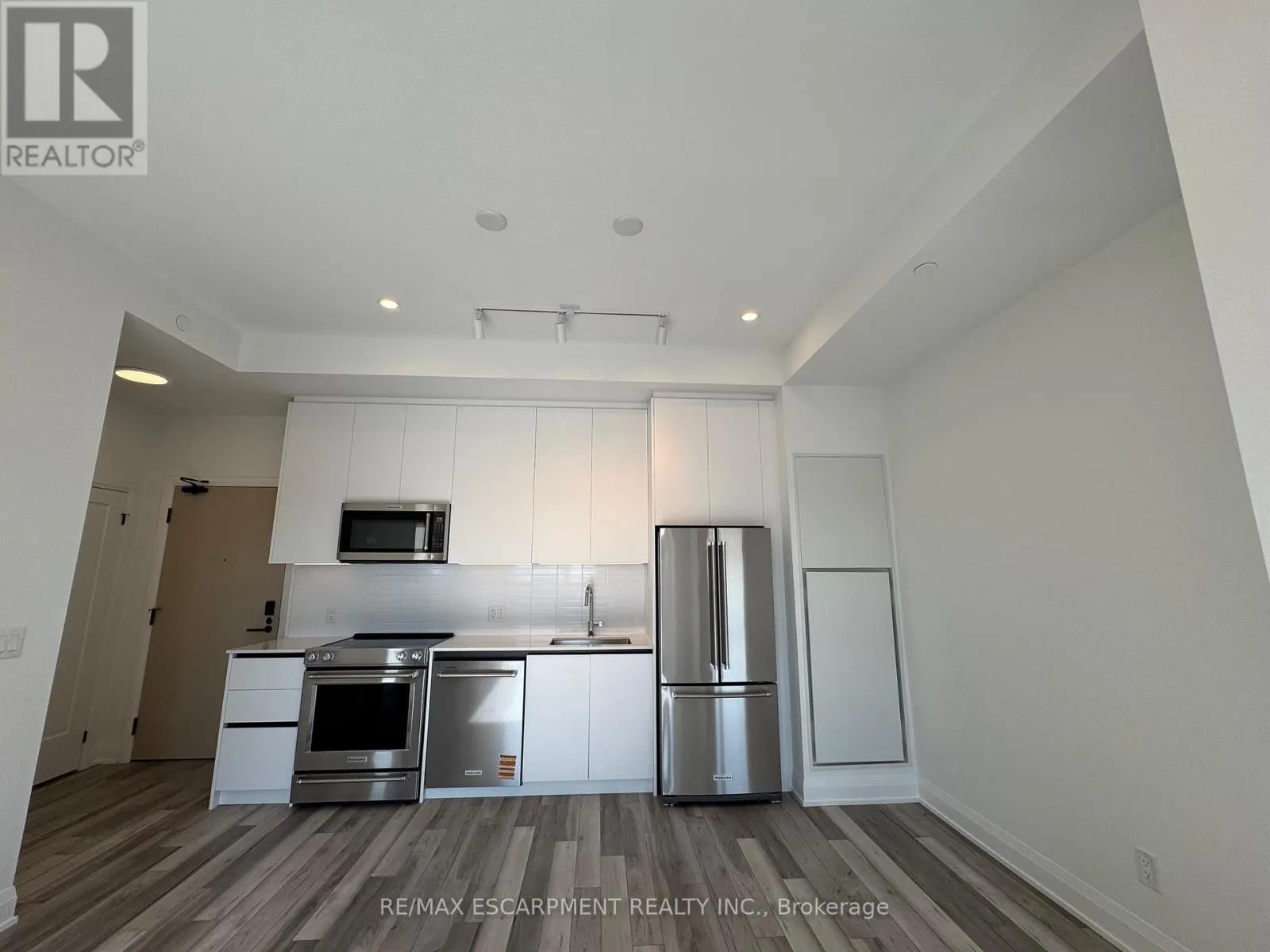 530 - 3250 CARDING MILL TRAIL