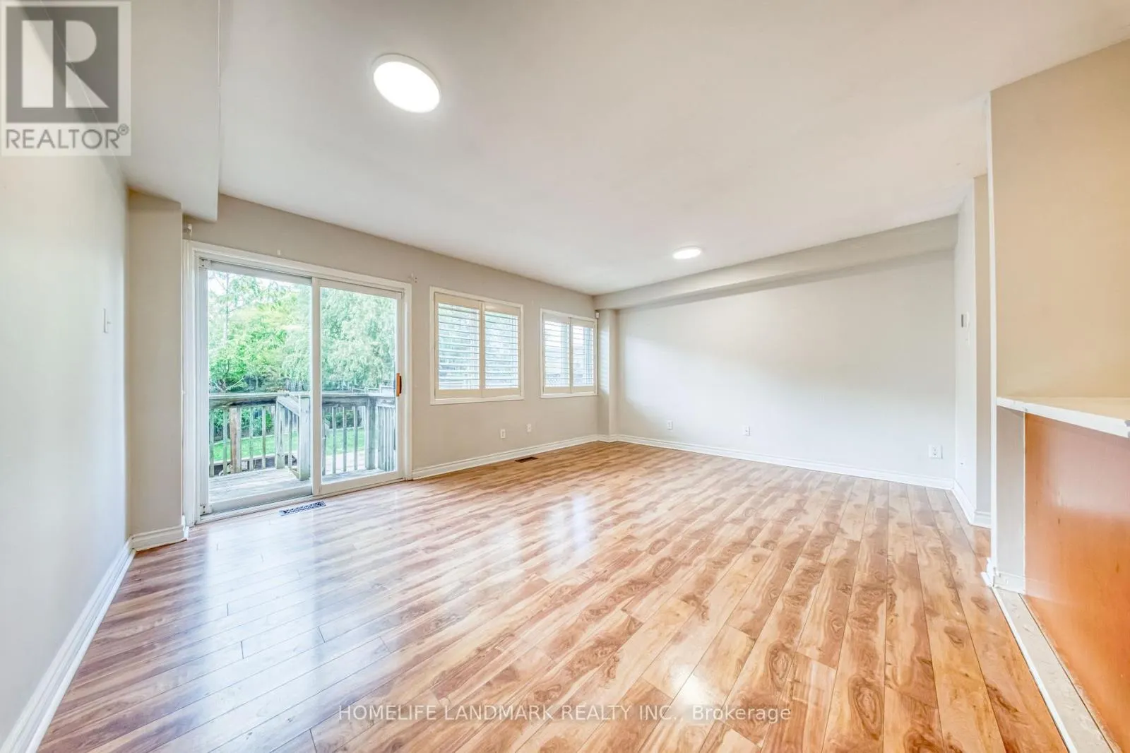 2422 NICHOLS DRIVE