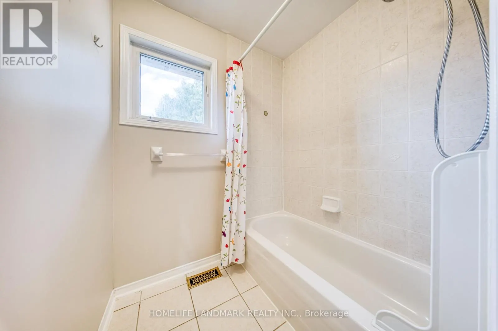 2422 NICHOLS DRIVE