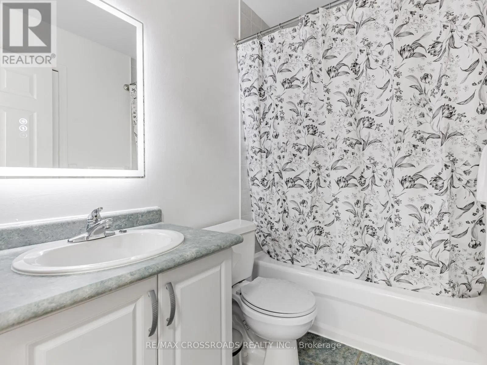 59 - 3051 FINCH AVENUE