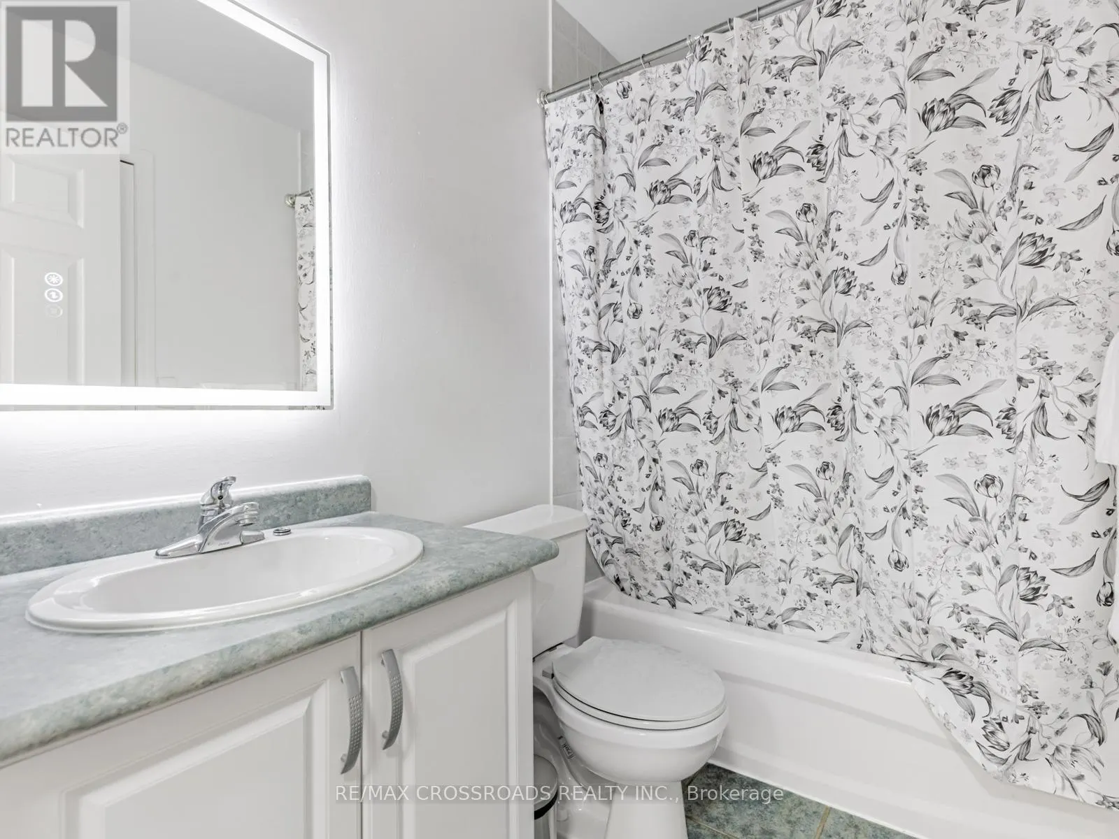 59 - 3051 FINCH AVENUE