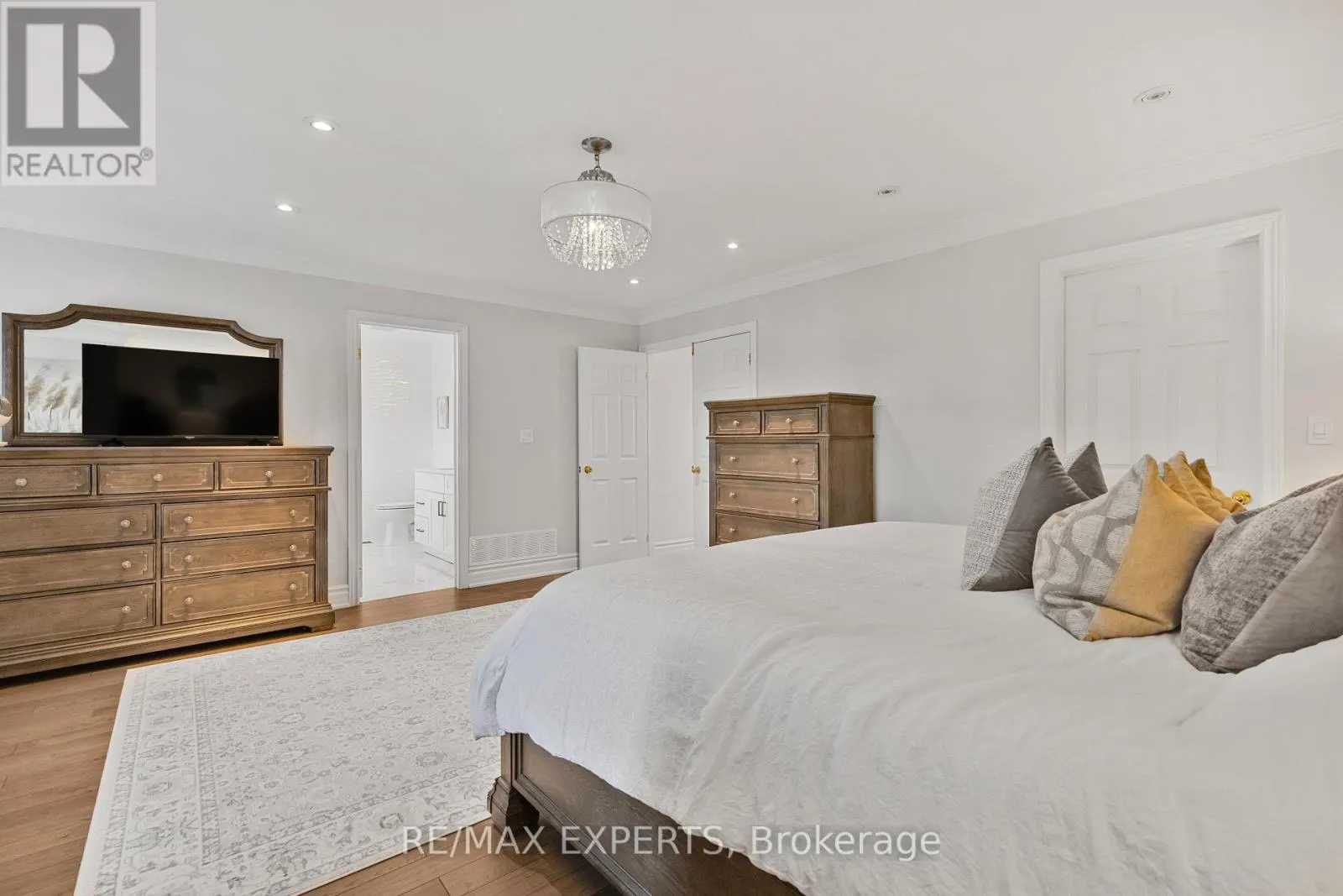 4643 HARBOTTLE ROAD