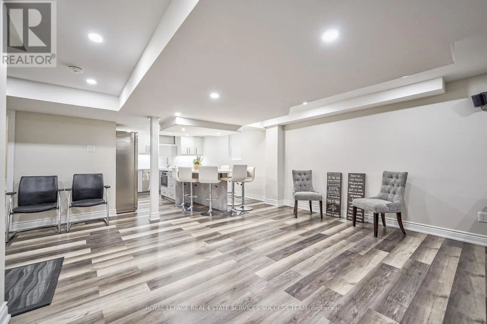 5354 MALLORY ROAD