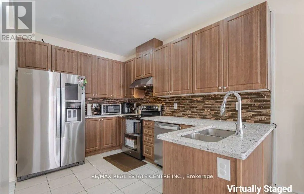 14 GULFBROOK CIRCLE