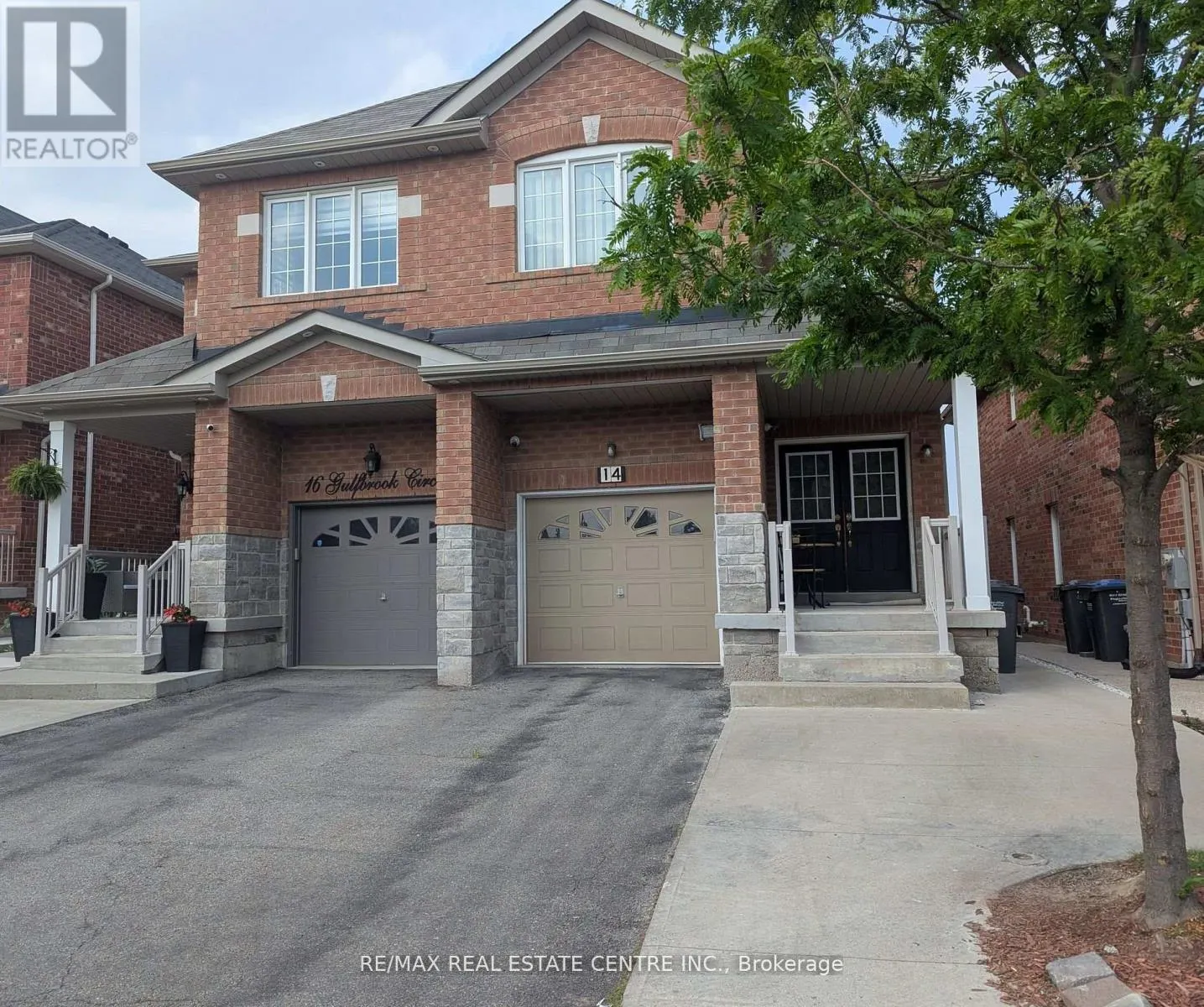 14 GULFBROOK CIRCLE