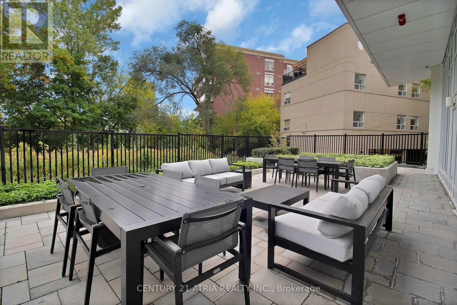613 - 20 BRIN DRIVE