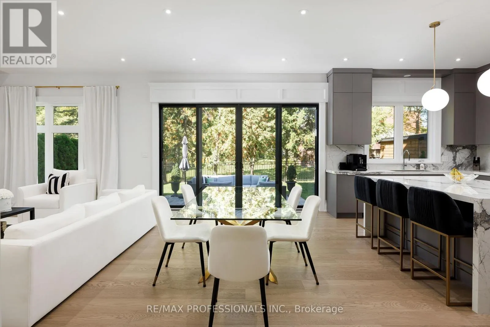 2B FAIRWAY ROAD