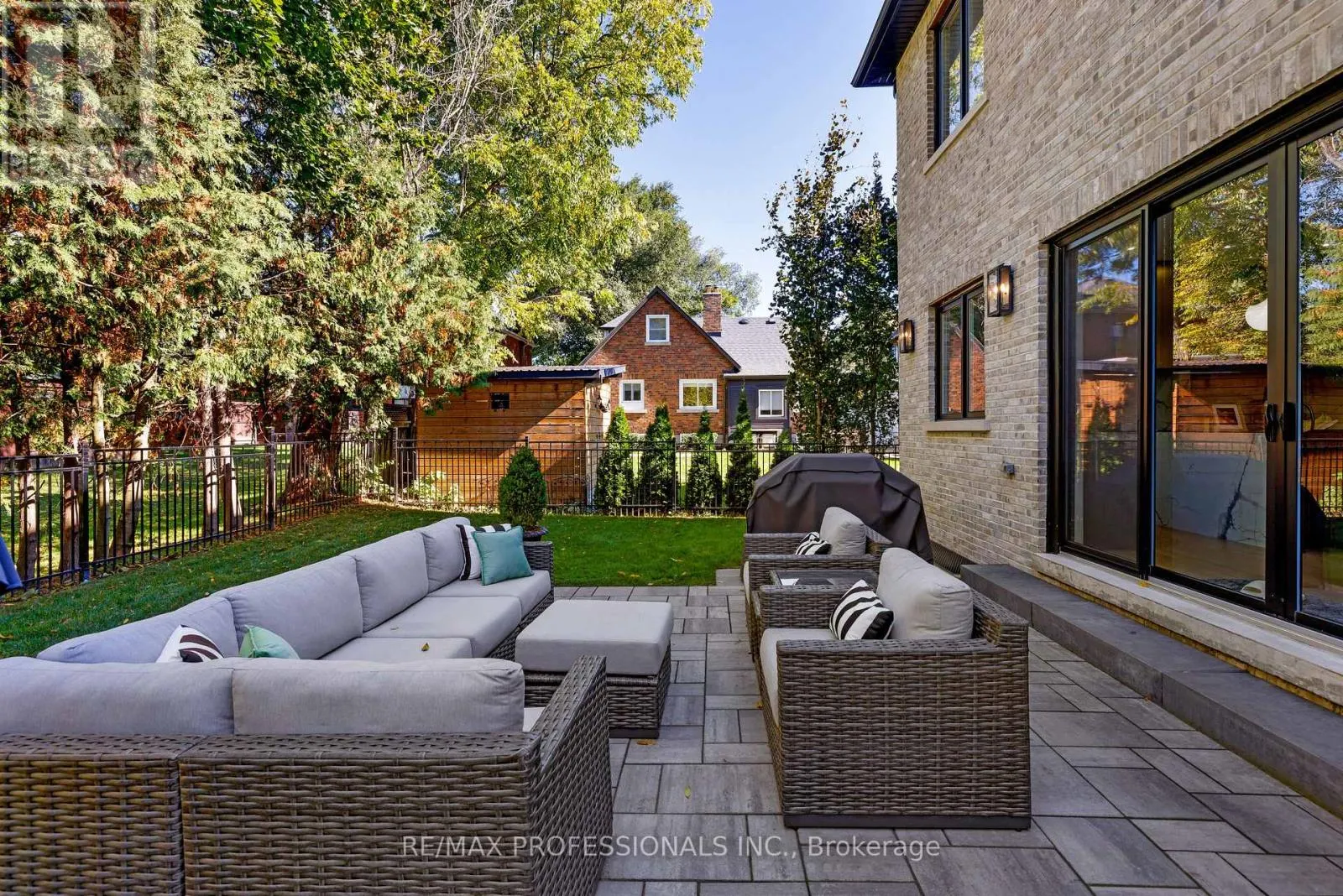 2B FAIRWAY ROAD