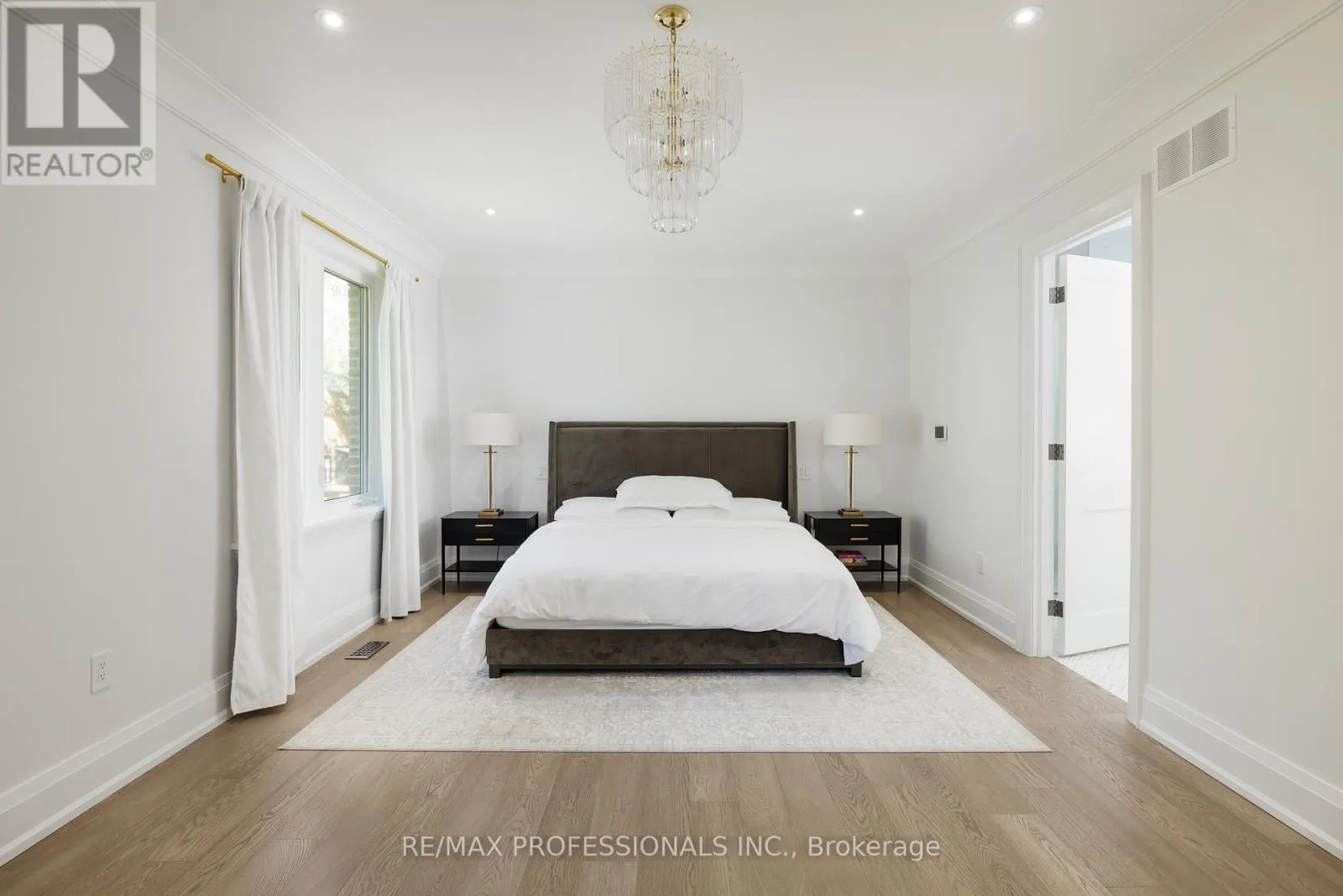 2B FAIRWAY ROAD