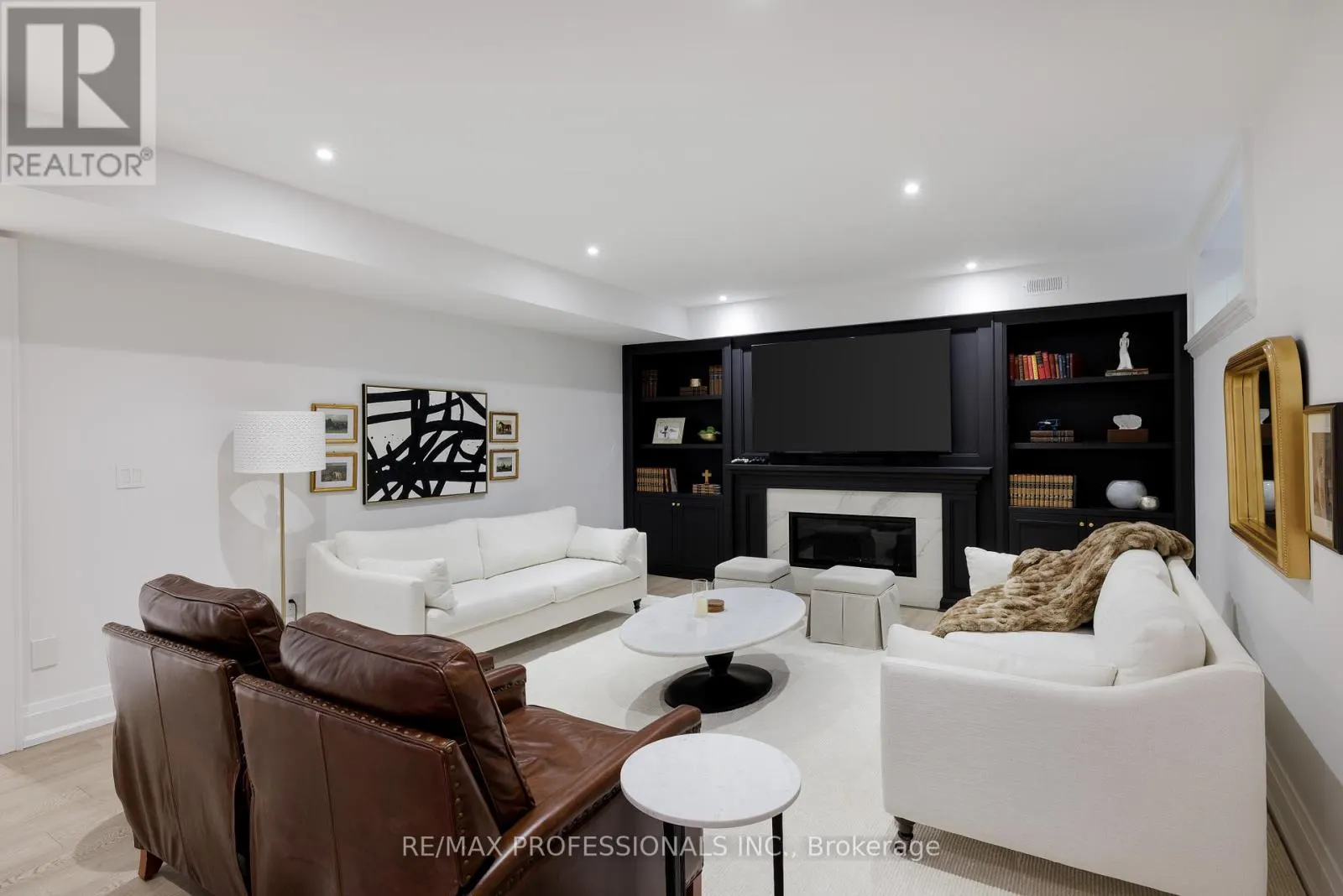 2B FAIRWAY ROAD