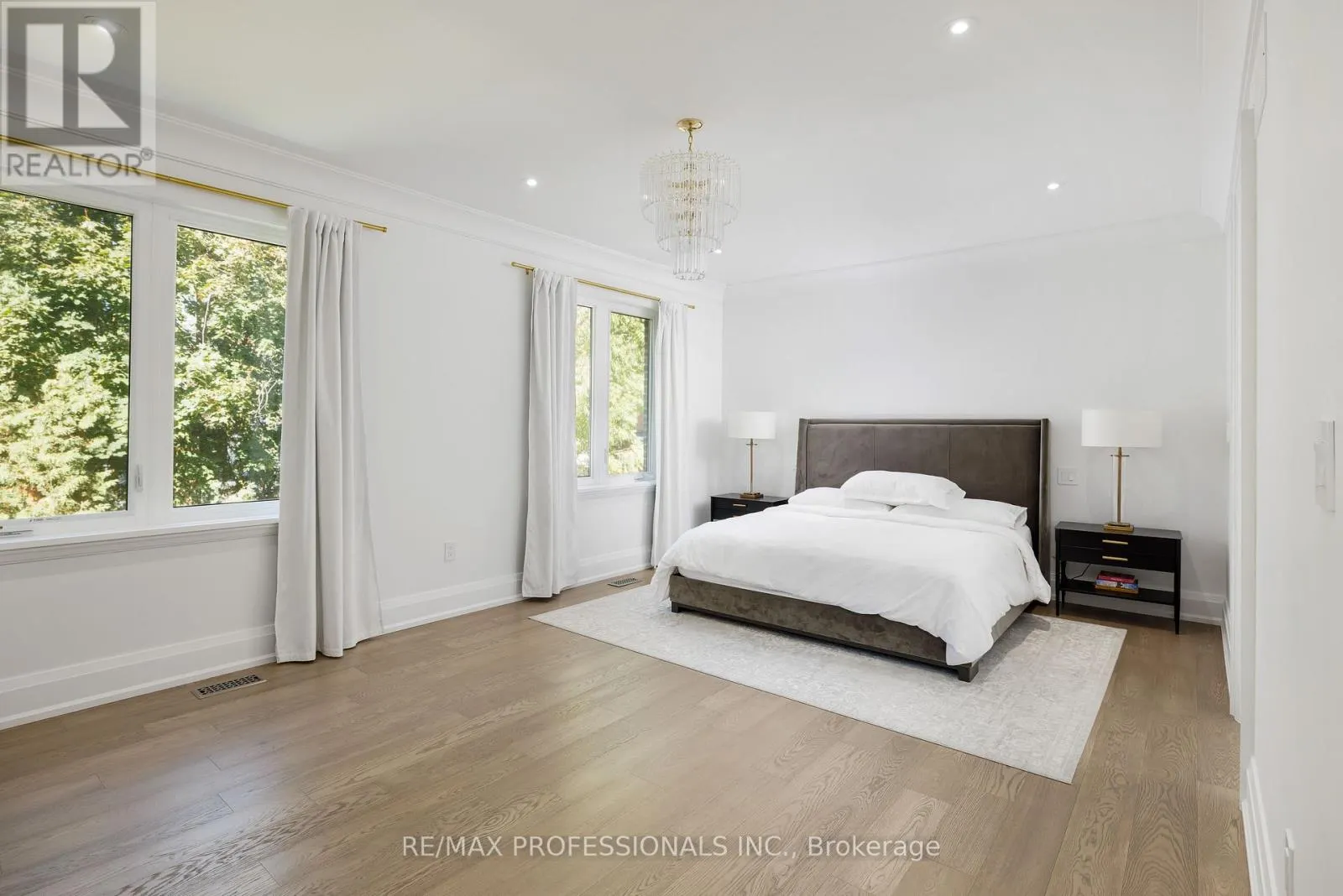 2B FAIRWAY ROAD