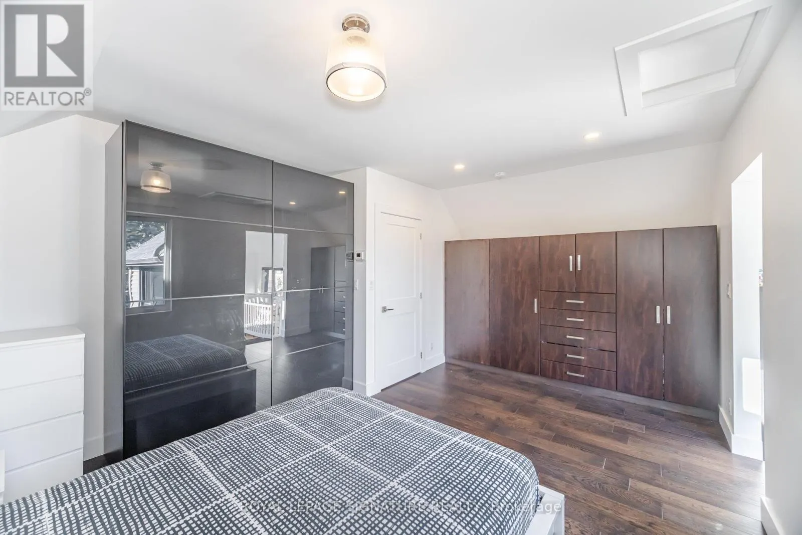 97 DEFOREST ROAD