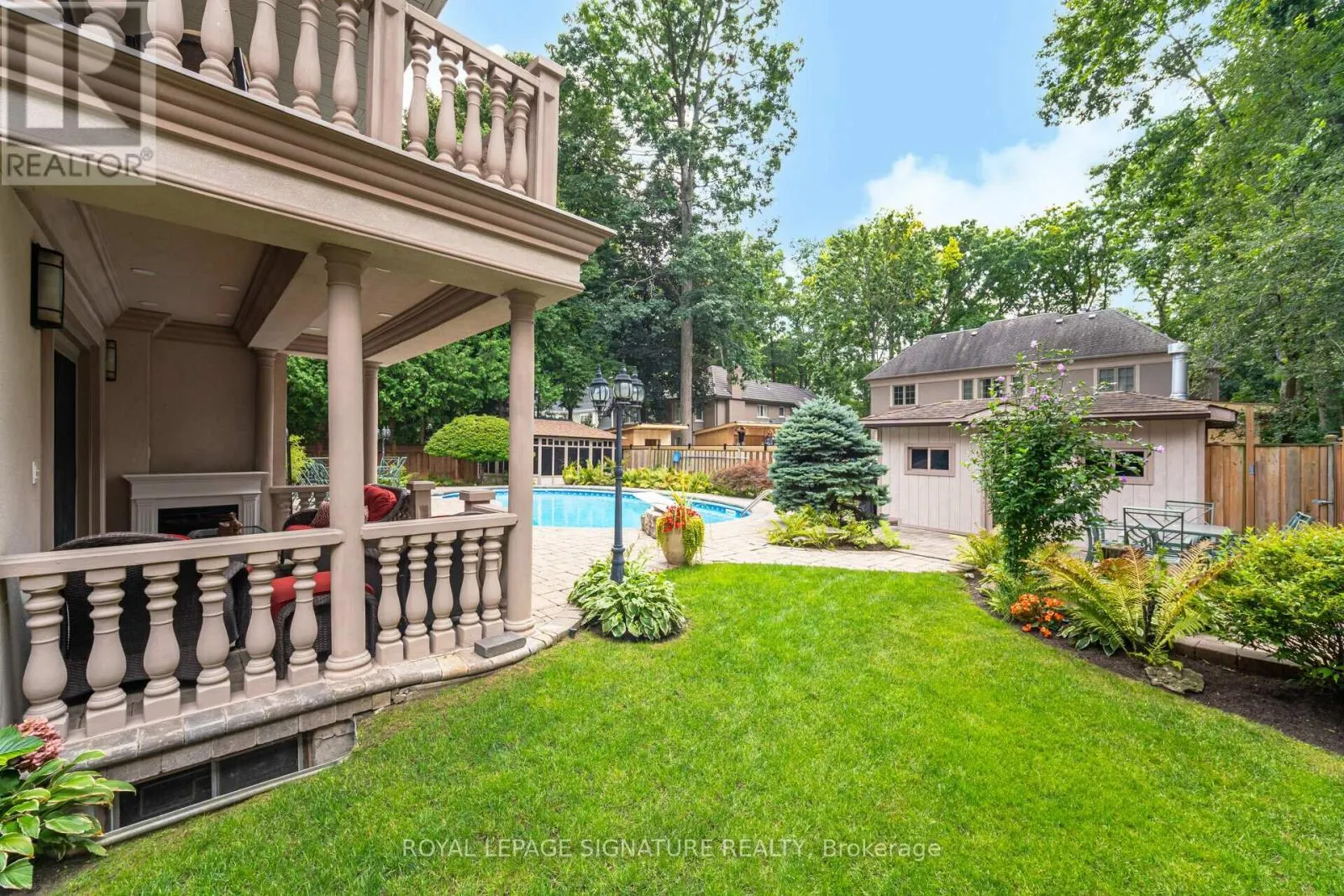 2130 AUTUMN BREEZE DRIVE N