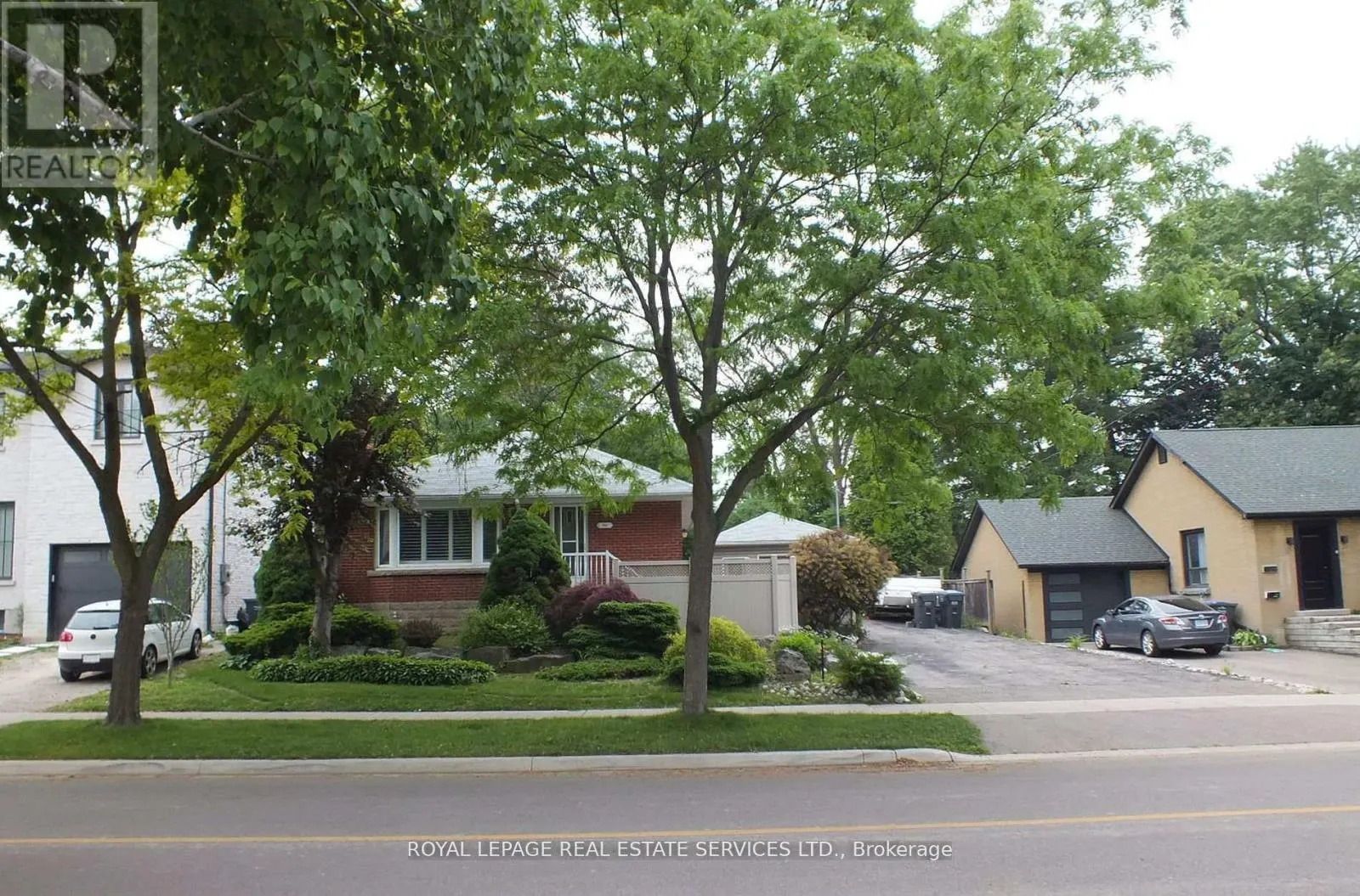 1361 KENMUIR AVENUE