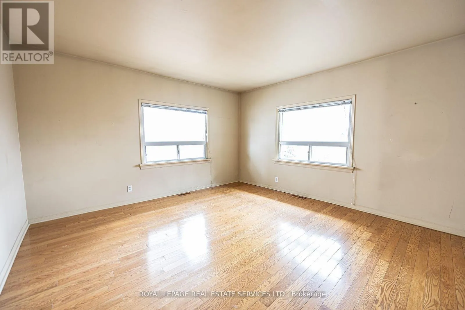 1361 KENMUIR AVENUE