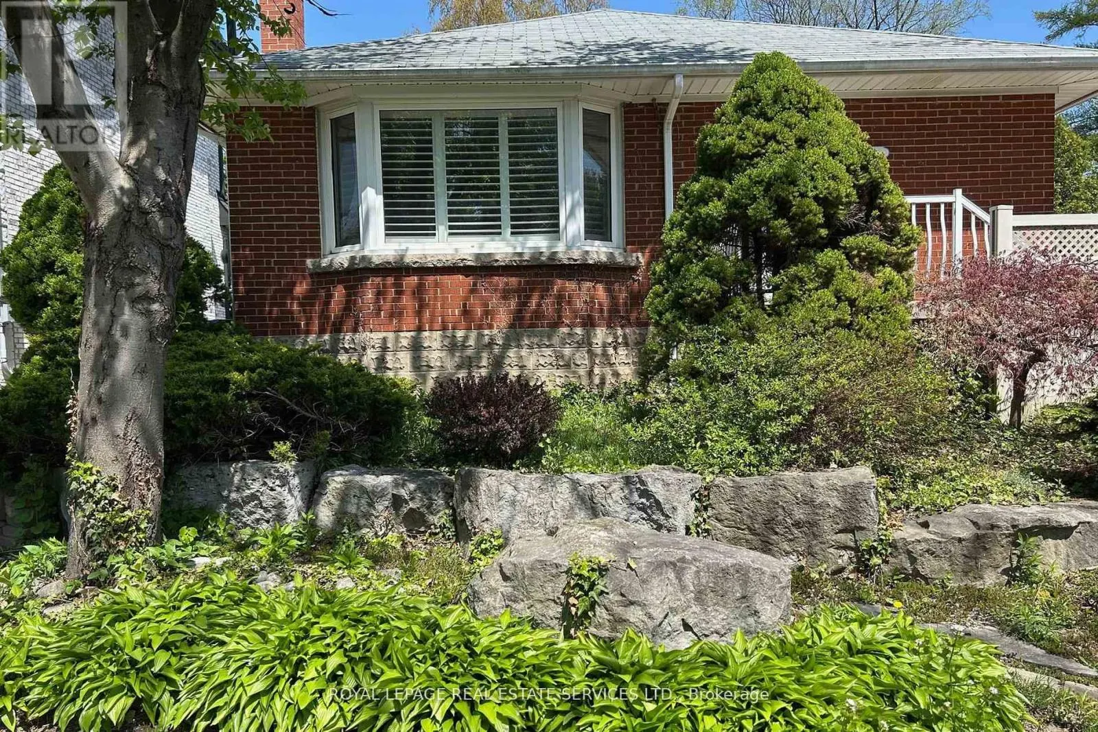 1361 KENMUIR AVENUE
