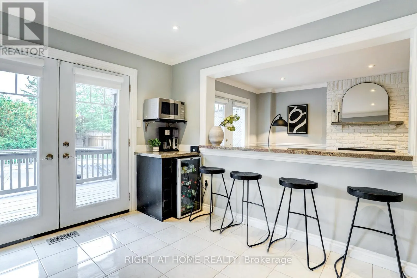 4021 SASHA COURT