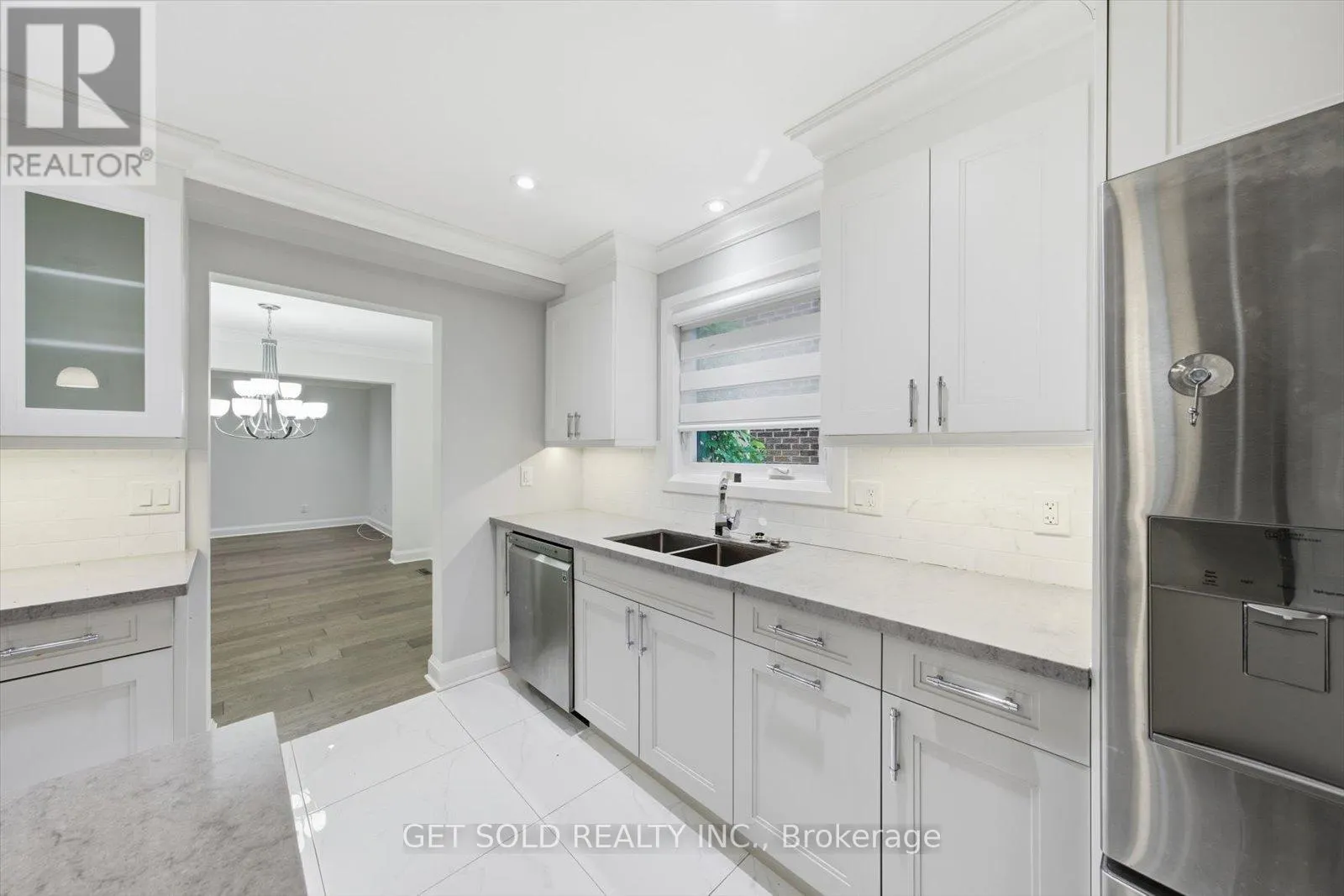 18 MILL STREET S