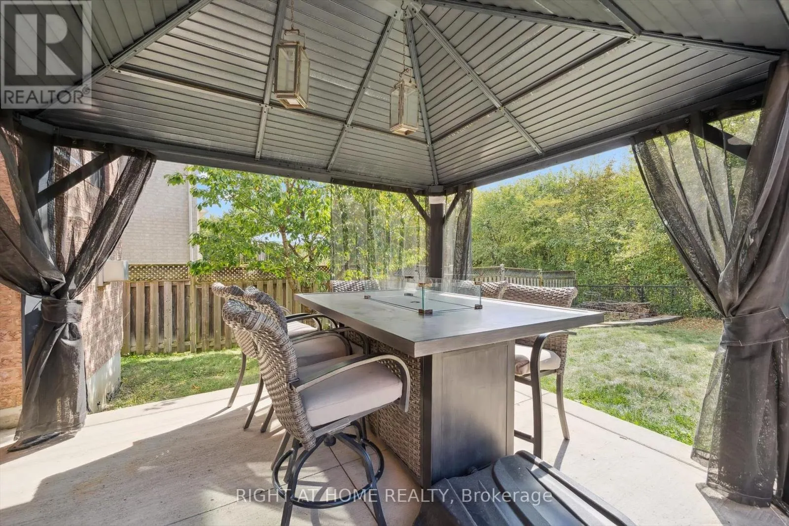 38 CAPE DORSET CRESCENT