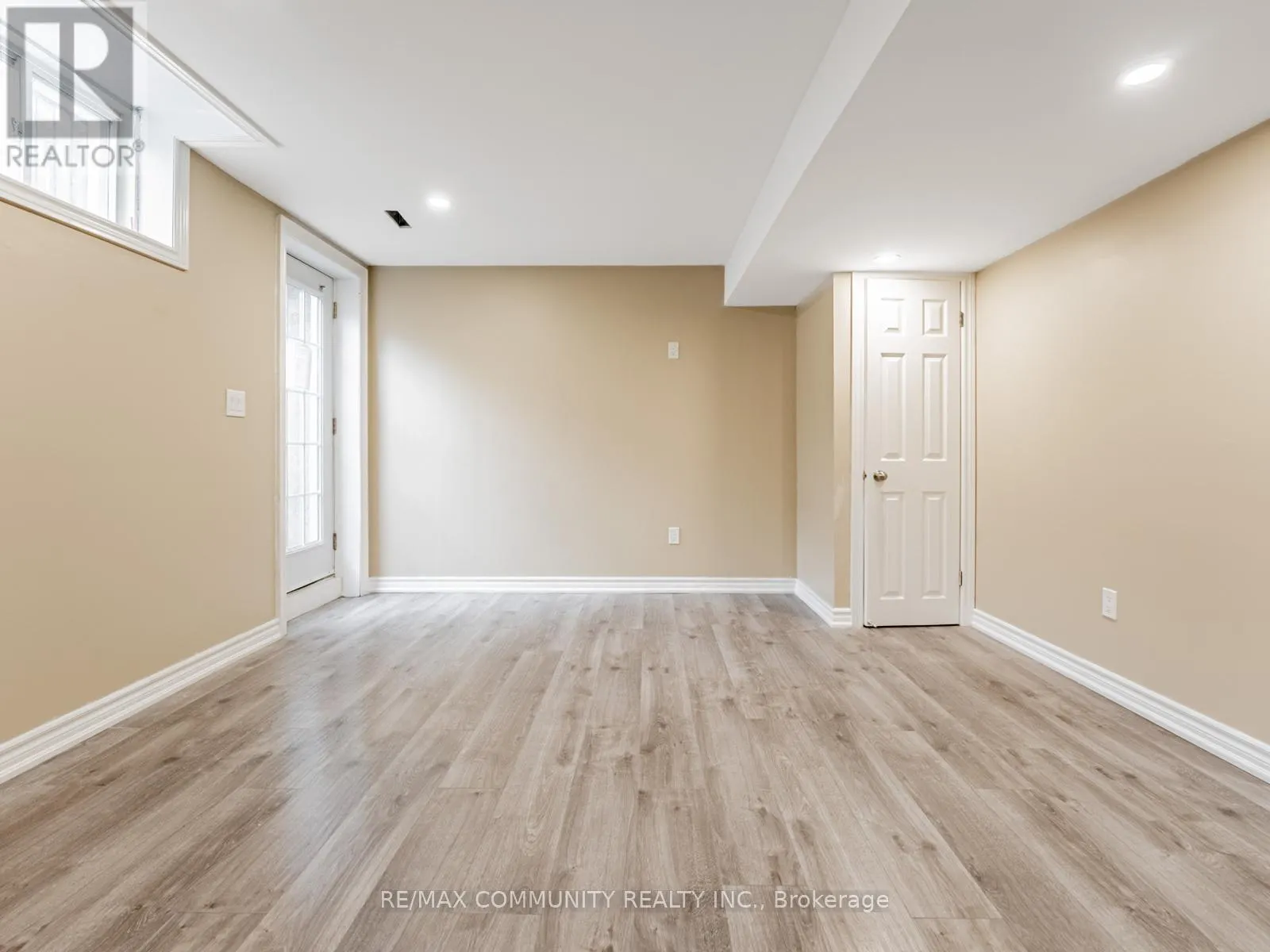 18 OLLIE AVENUE