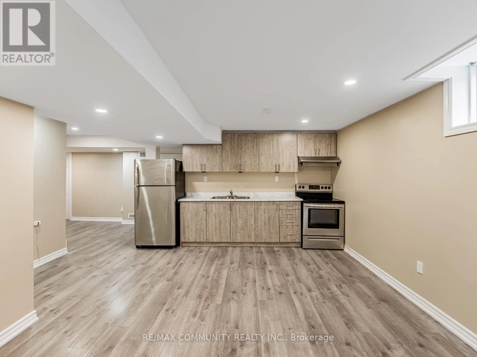 18 OLLIE AVENUE