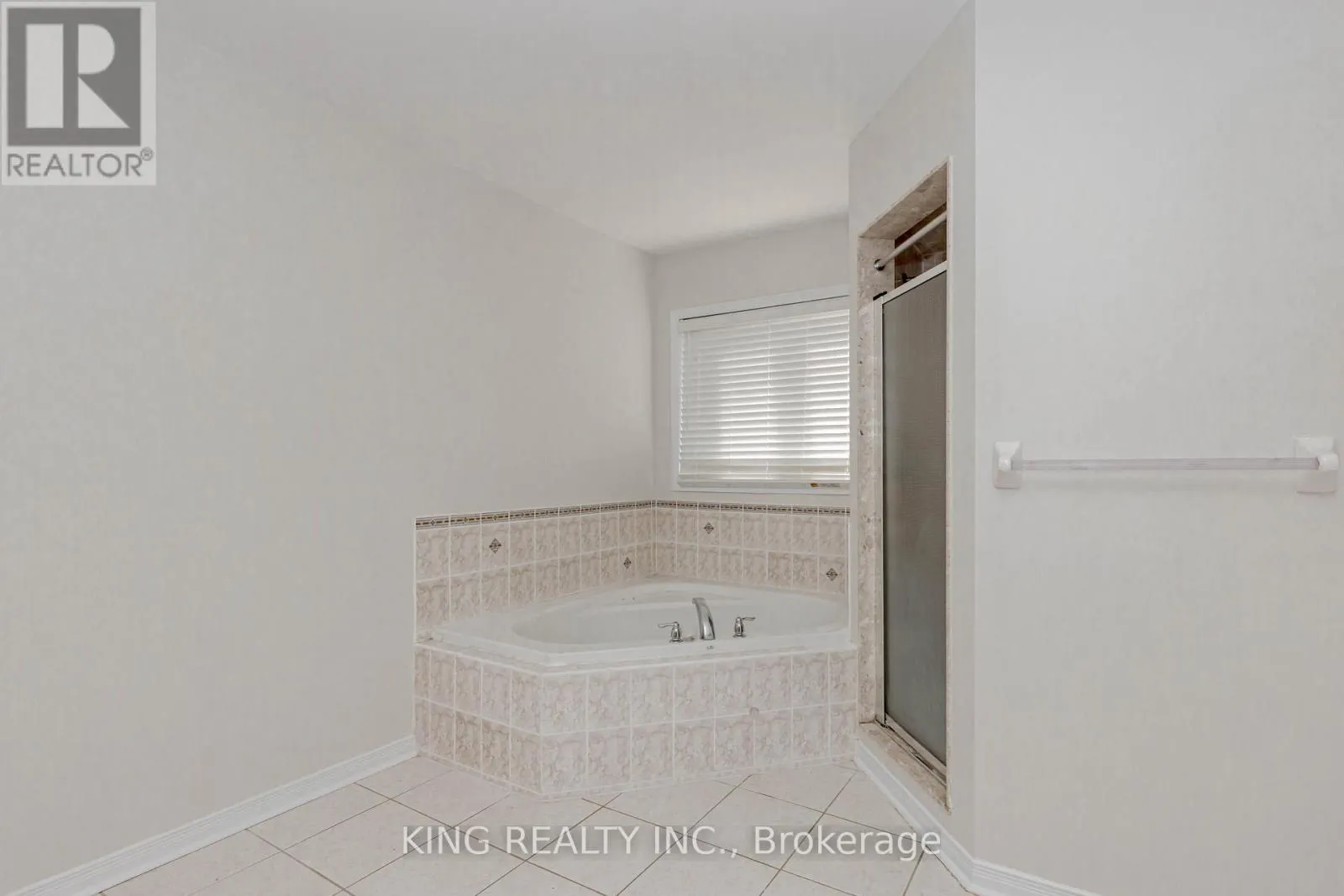14 LEDGEROCK ROAD