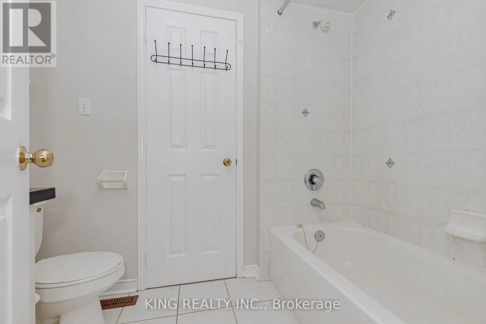 14 LEDGEROCK ROAD
