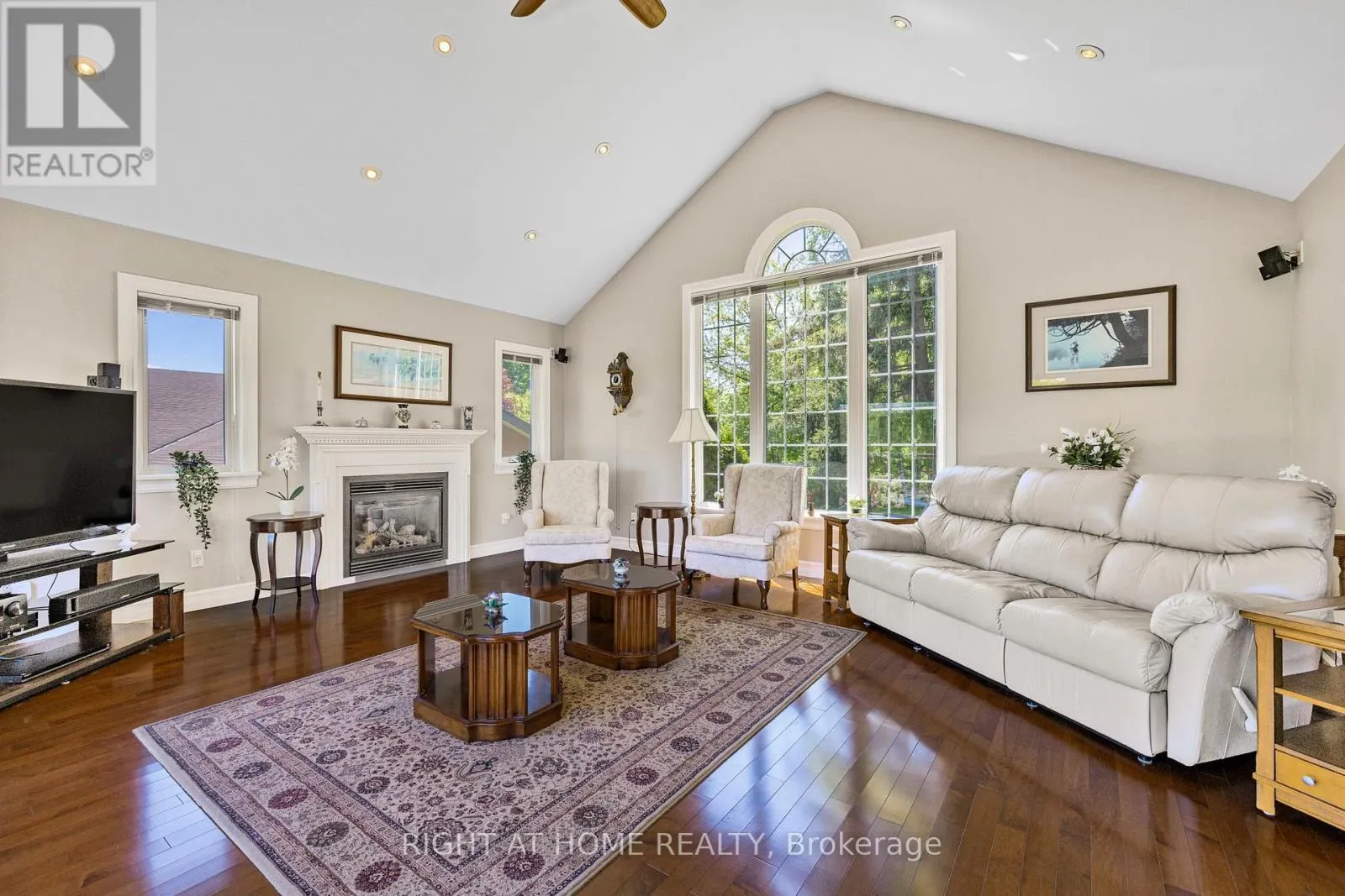 42 VALLEYVIEW ROAD