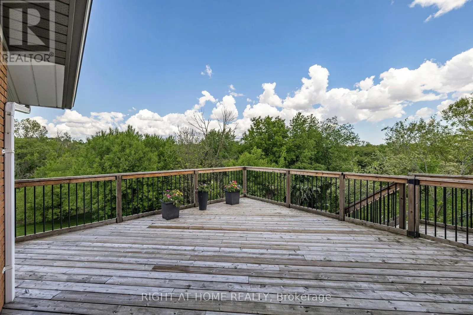 42 VALLEYVIEW ROAD
