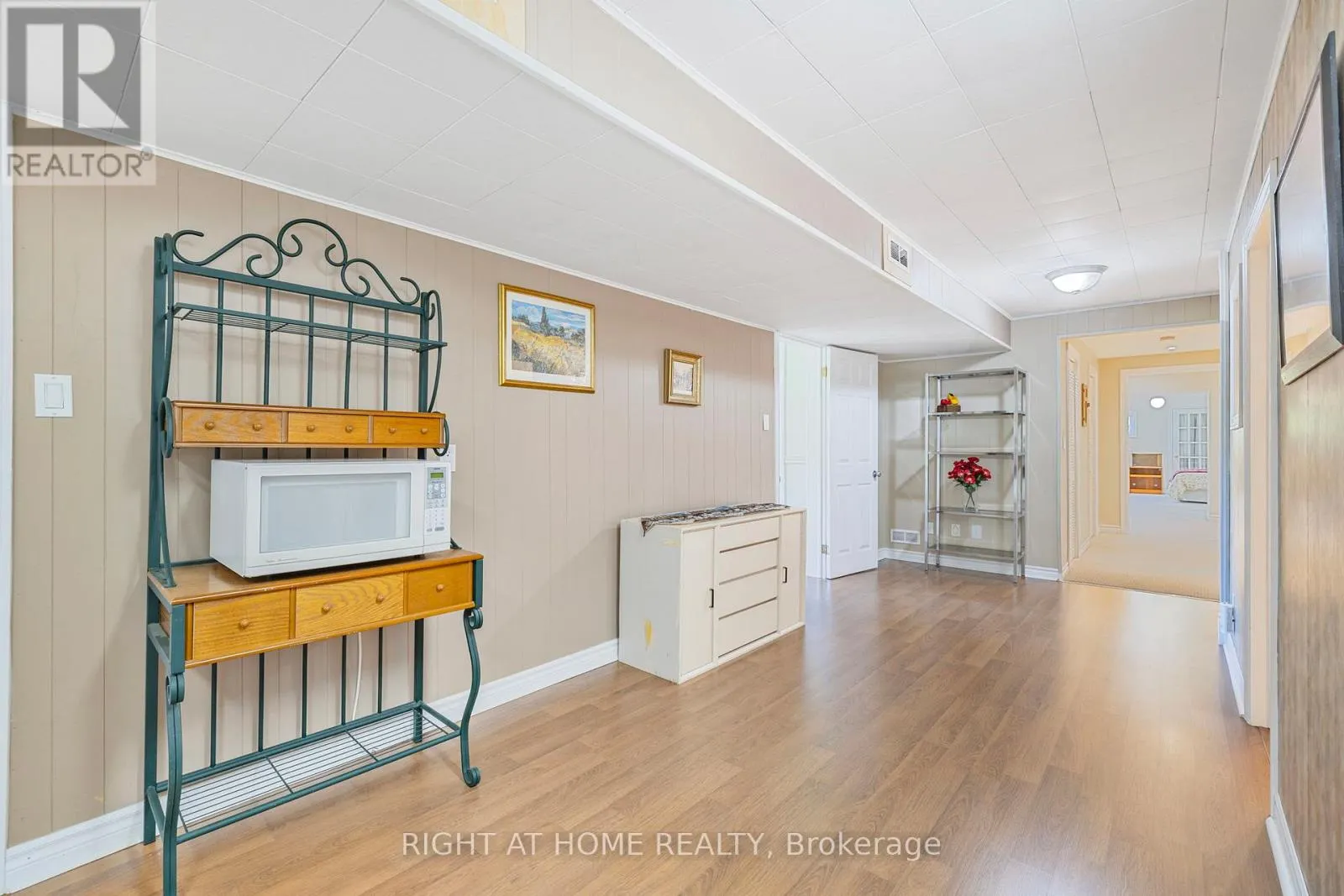 42 VALLEYVIEW ROAD