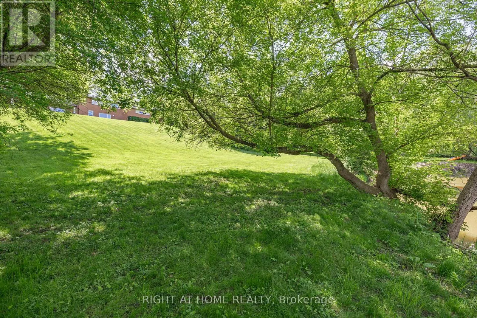 42 VALLEYVIEW ROAD