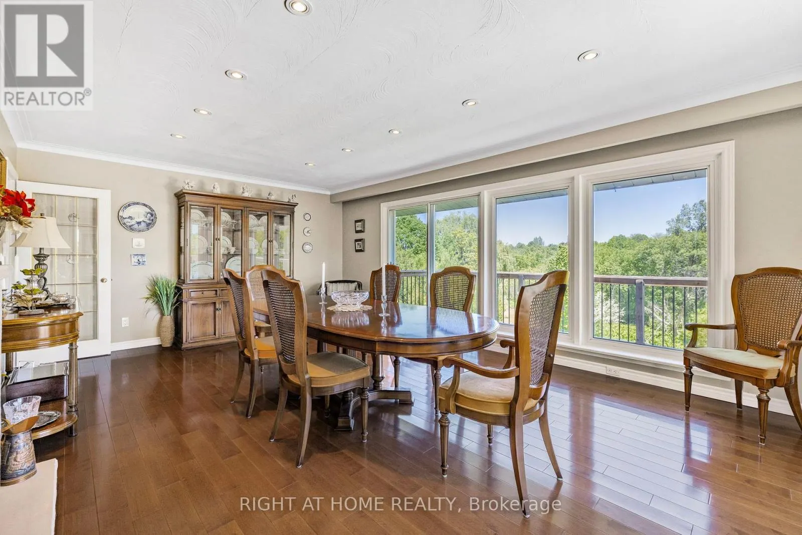 42 VALLEYVIEW ROAD