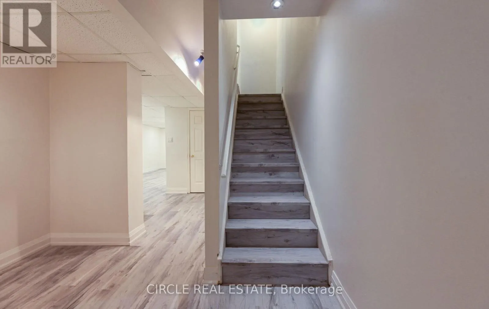 32 TORADA COURT