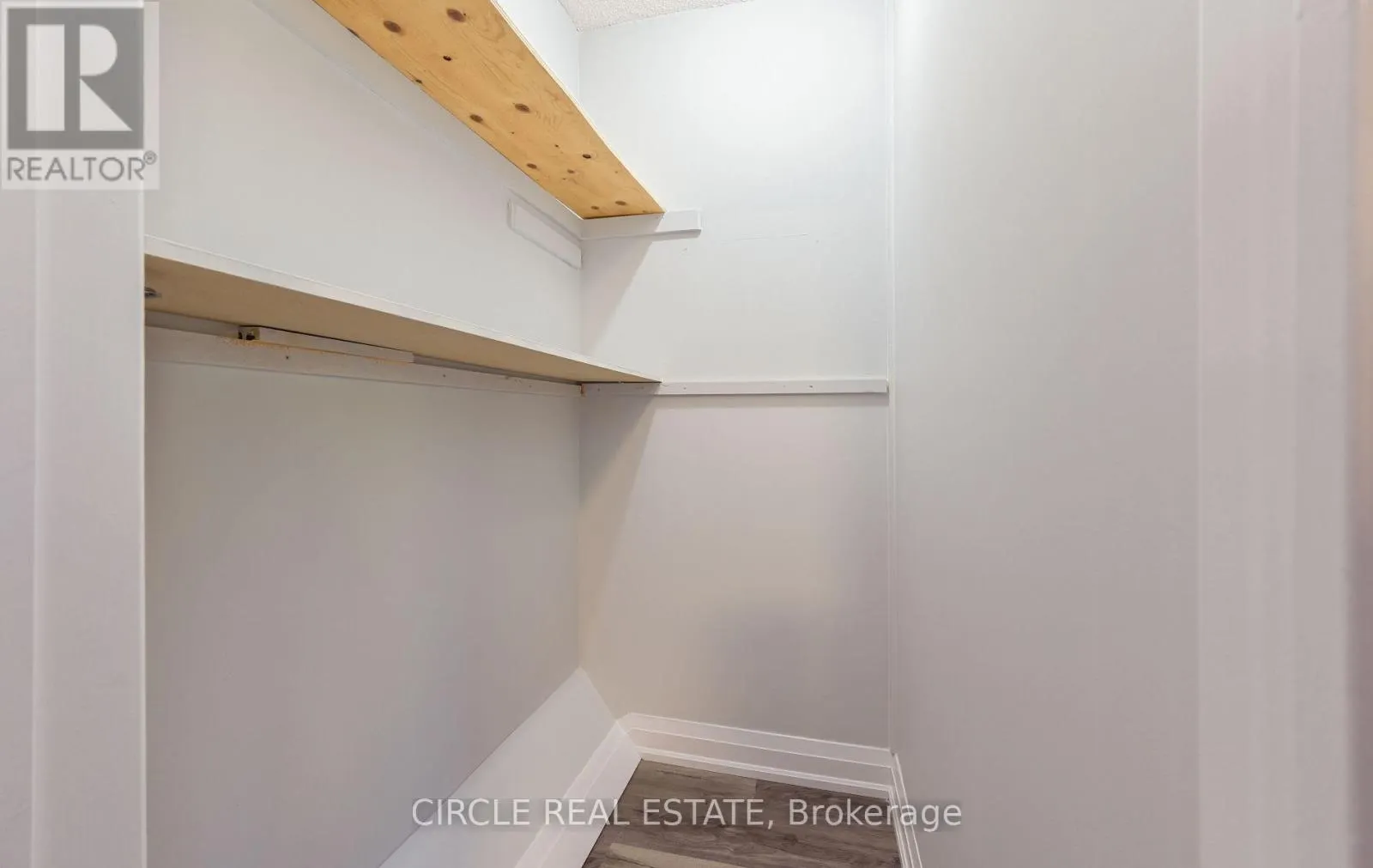 32 TORADA COURT