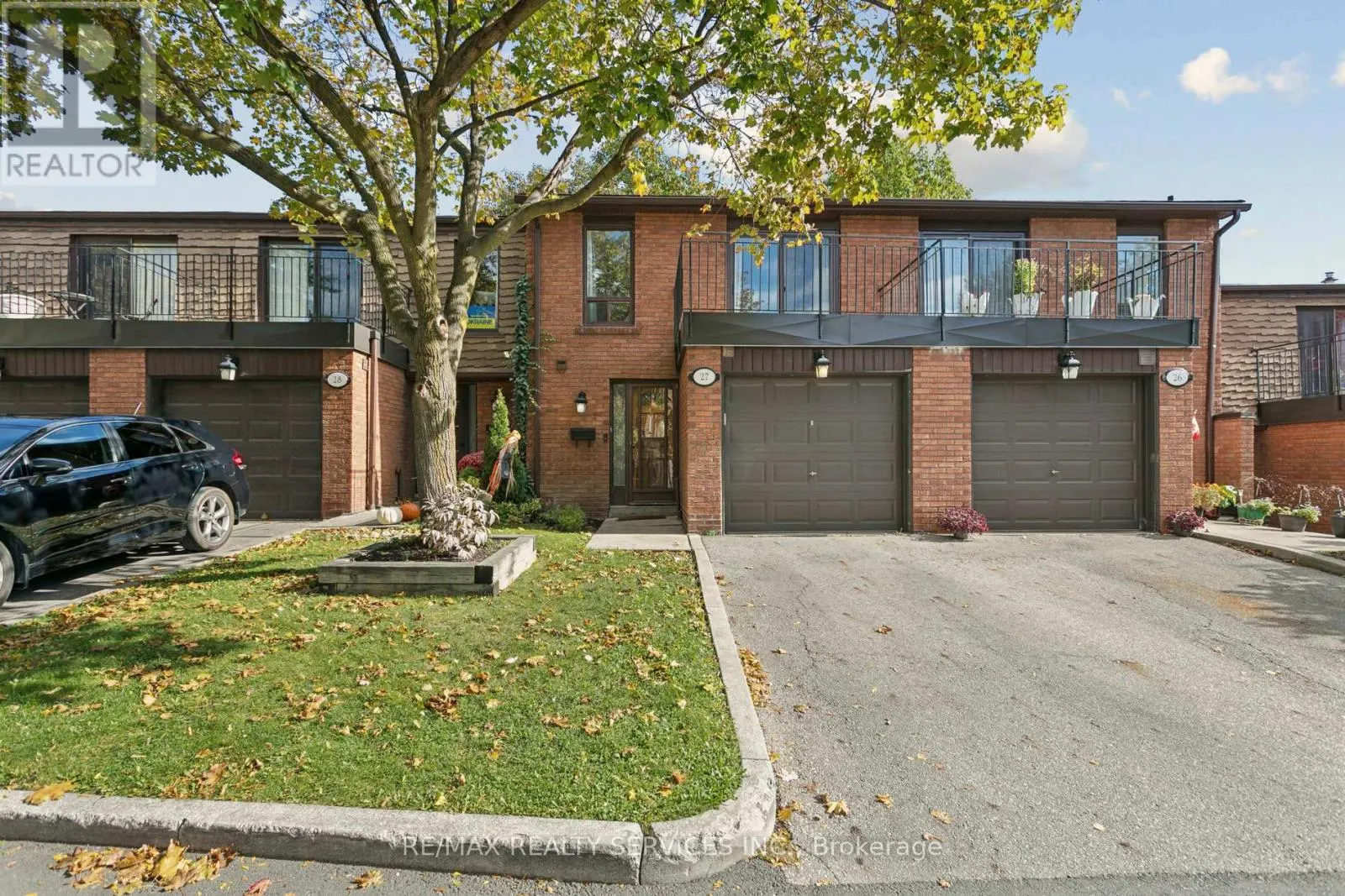 27 - 3395 CLIFF ROAD N