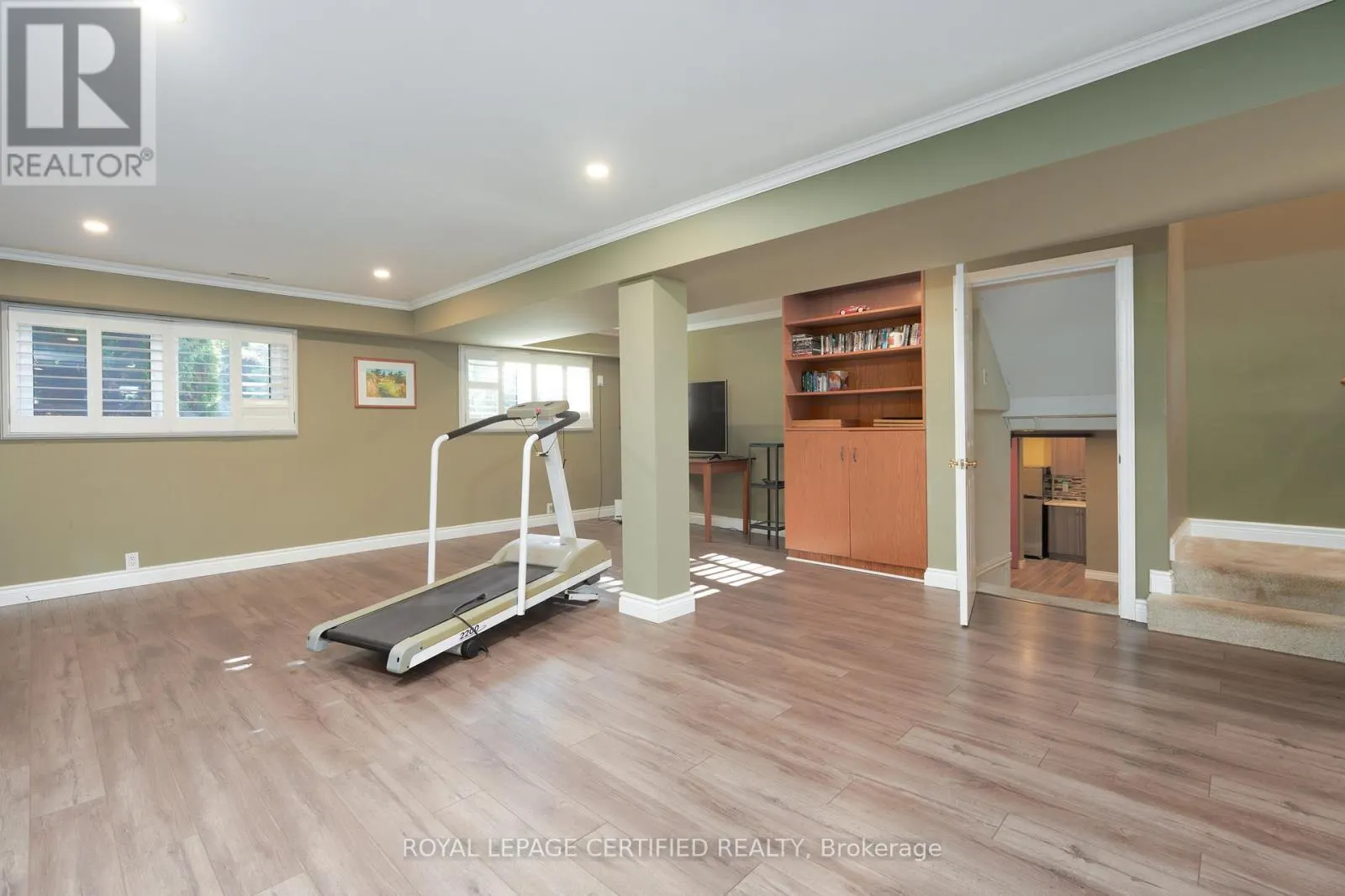 12 KEVINWOOD DRIVE
