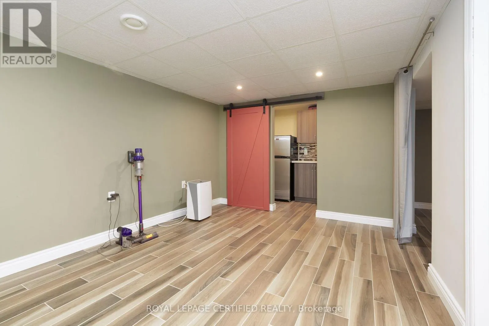 12 KEVINWOOD DRIVE