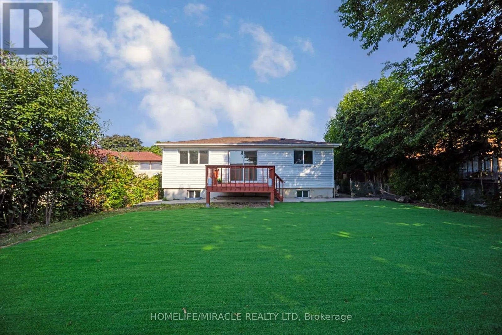 3777 WOODRUFF CRESCENT