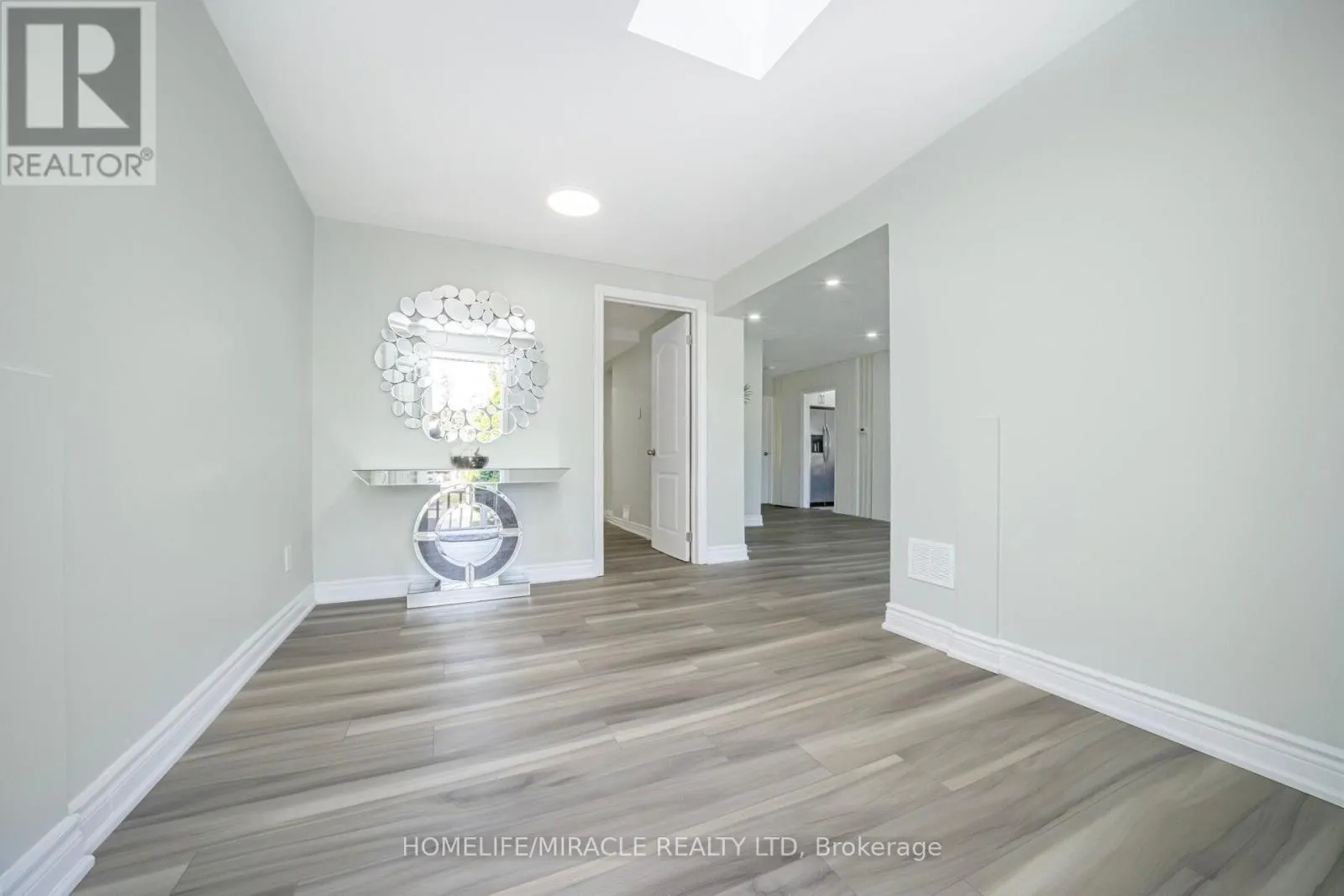 3777 WOODRUFF CRESCENT