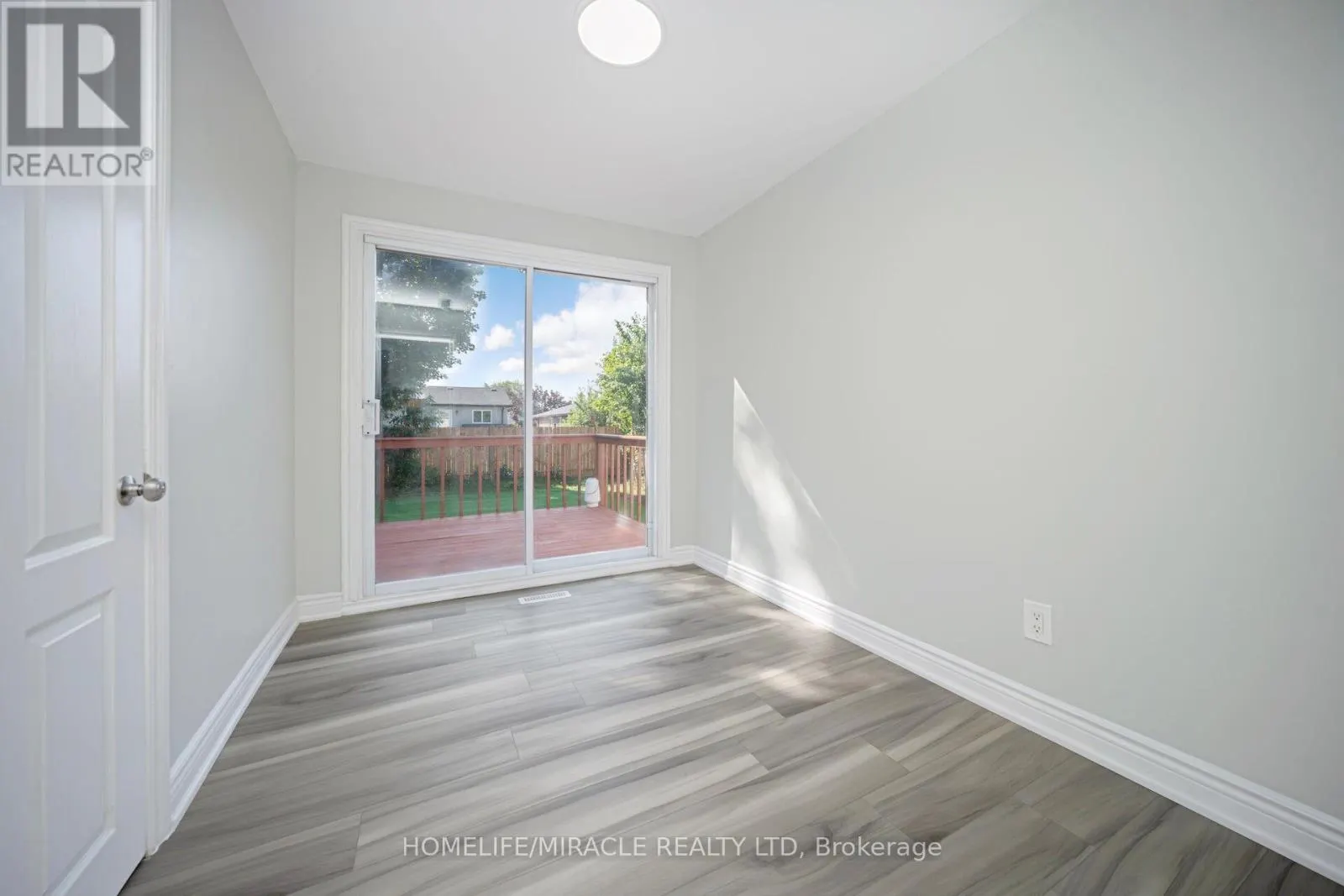 3777 WOODRUFF CRESCENT