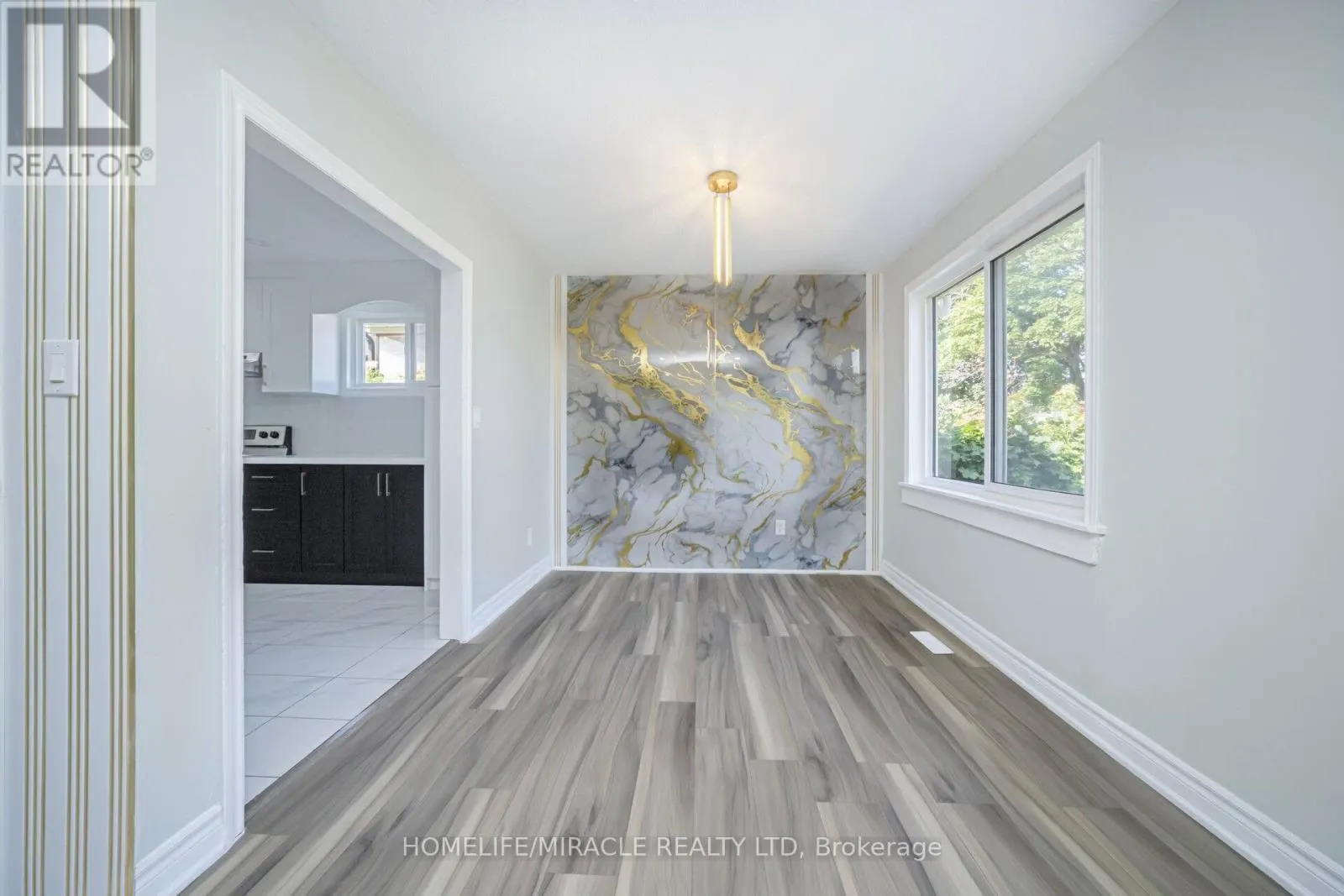 3777 WOODRUFF CRESCENT